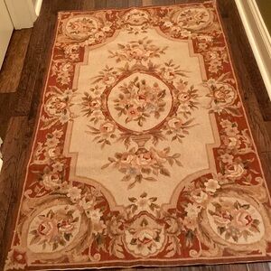 Floral Patterned Area Rug